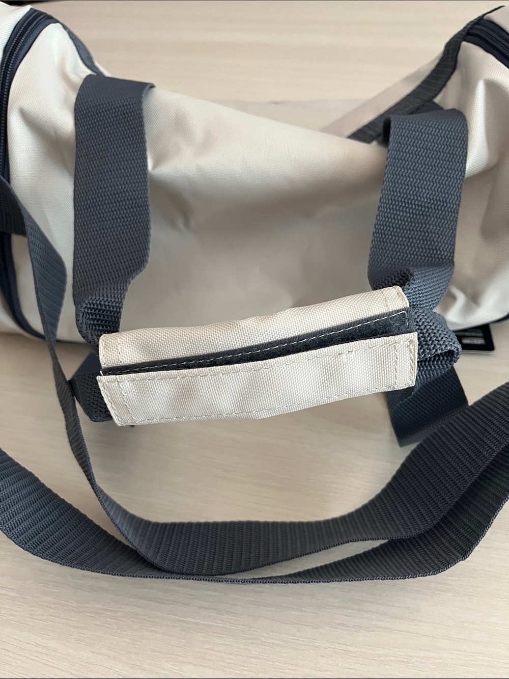 New Adidas Diablo Duffel Bag - Picture 6 of 10